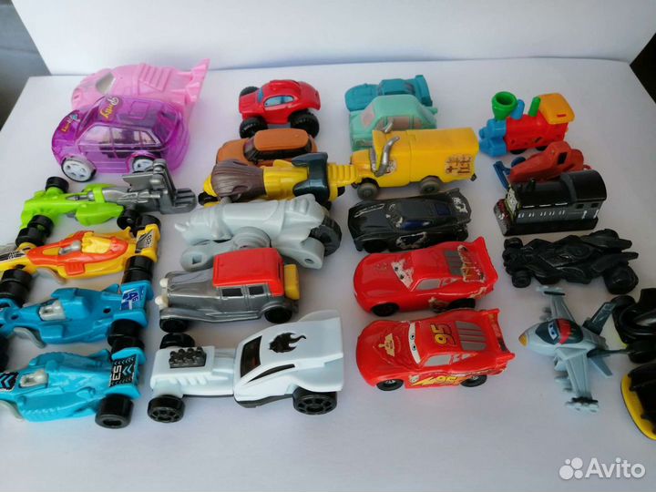 Игрушки из киндера Машинки