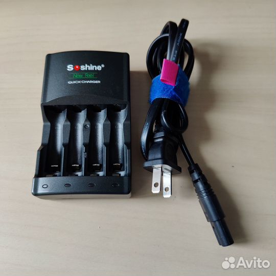 Зарядные устройства для AA/AAA аккумуляторов