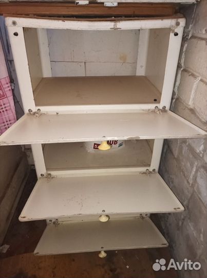 Шкафчик металлический СССР