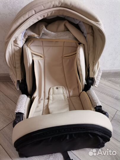 Прогулочная коляска б/у 2в1