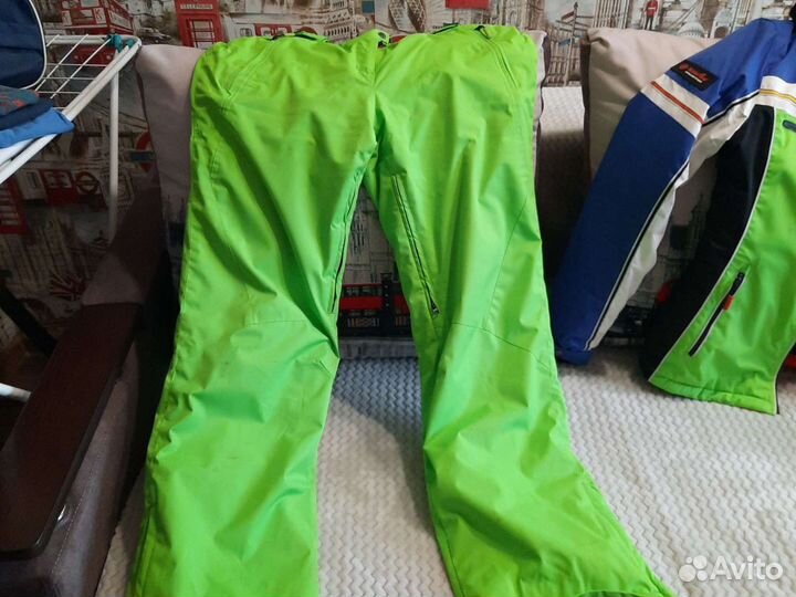 Горнолыжный костюм женский 44