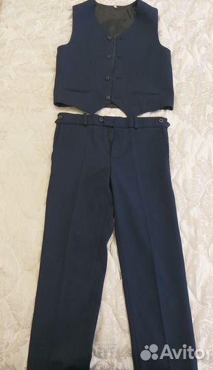 Школьный костюм