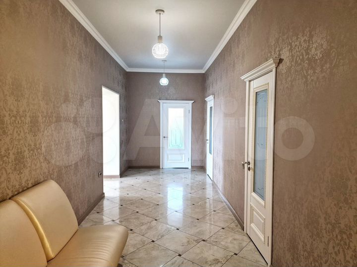 Дом 220 м² на участке 20 сот.