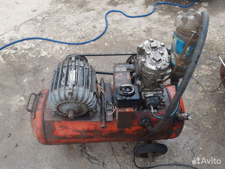 Воздушный компрессор