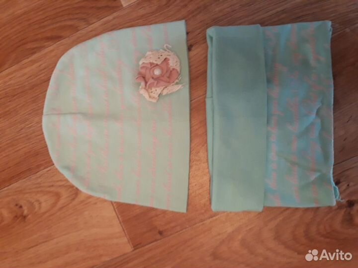 Комплект на девочку снуд и шапка