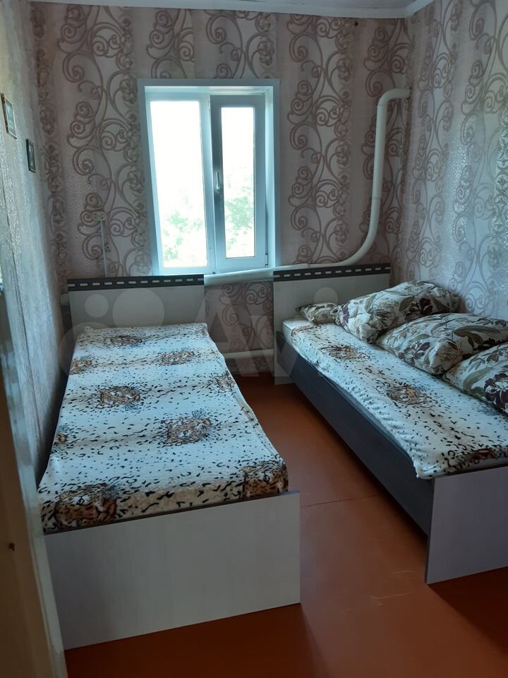 3-к. квартира, 85 м², 1/1 эт.