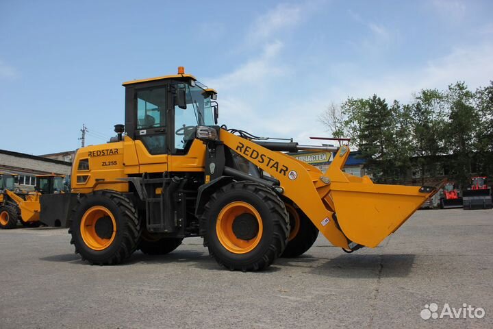 Фронтальный погрузчик Redstar ZL25S, 2023