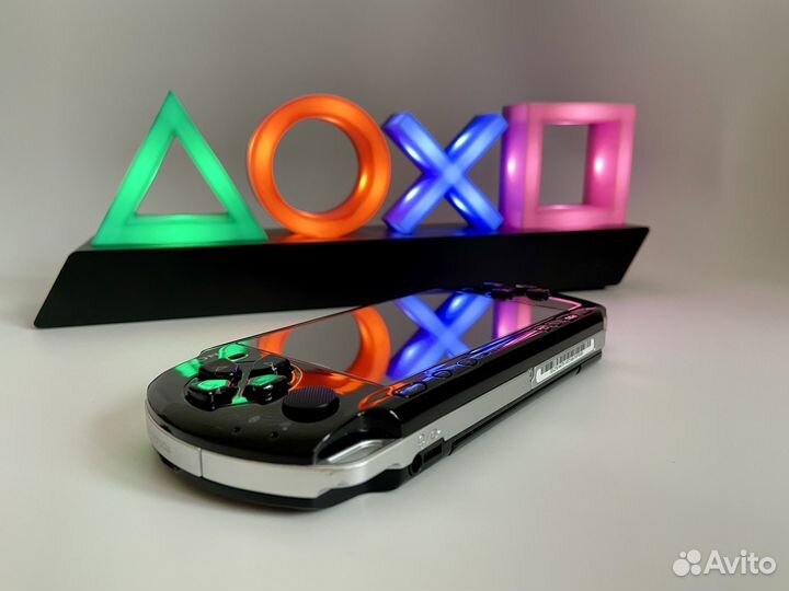 Sony PSP 3006 Супер Комплект, Много Игр