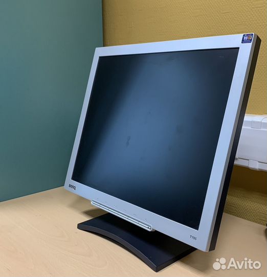 Монитор Benq 17