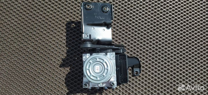 Блок ABS VAG 5Q0614517GD