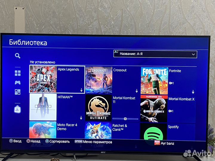 Sony PS4 Slim 1tb+ 2 геймпада+игры