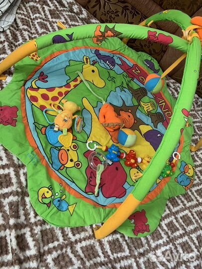 Развивающий коврик