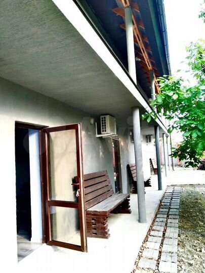 Дом 600 м² на участке 6 сот.