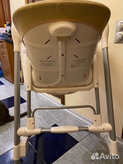 Стульчик для кормления Nuovita качели