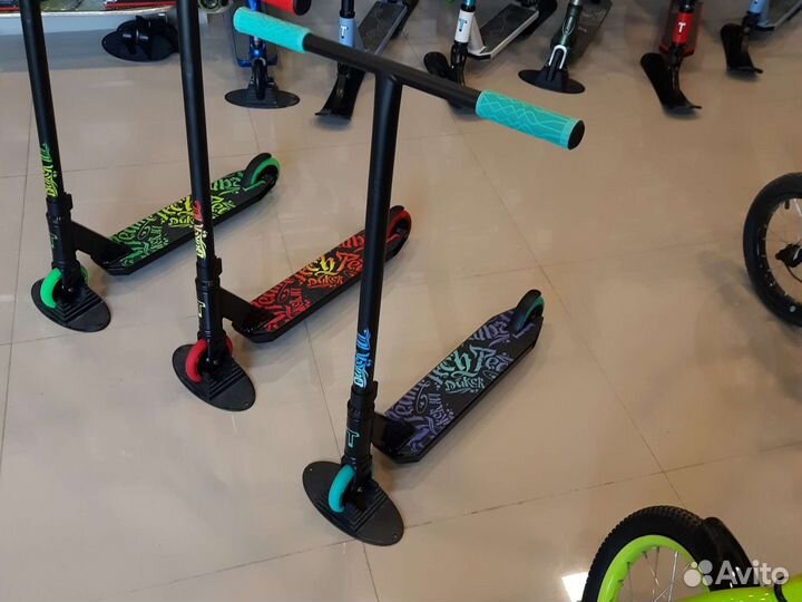 Самокат трюковой DukeR 101 Черно Бирюзовый