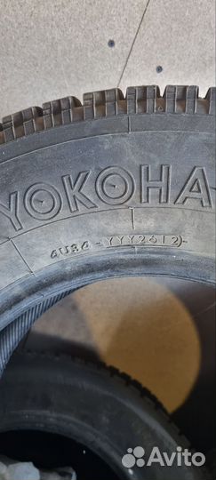 Yokohama Ice Guard Stud IG55 215/70 R15