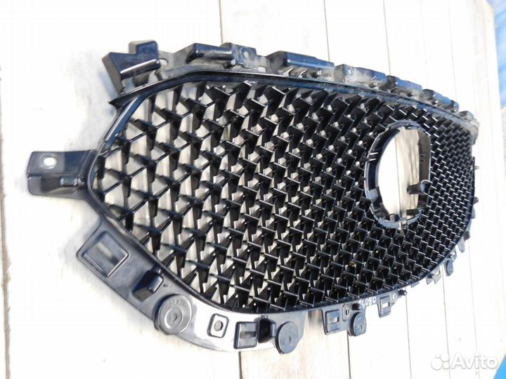 Решетка радиатора Mazda CX-5 2 2017