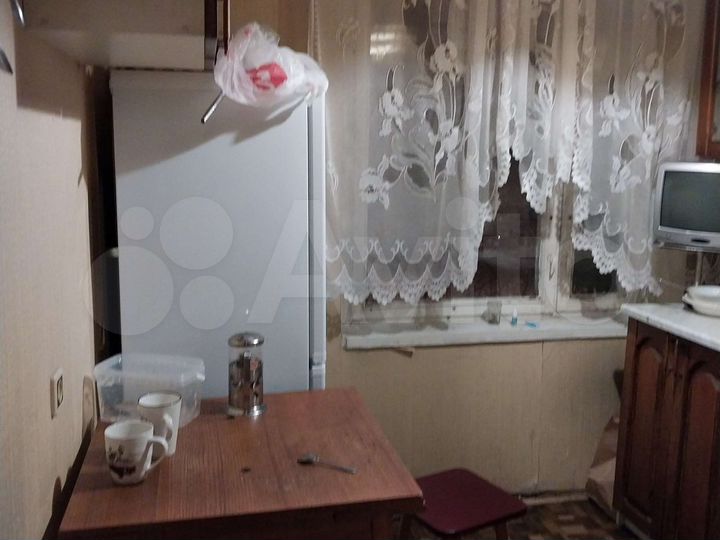 Комната 98 м² в 3-к., 3/5 эт.