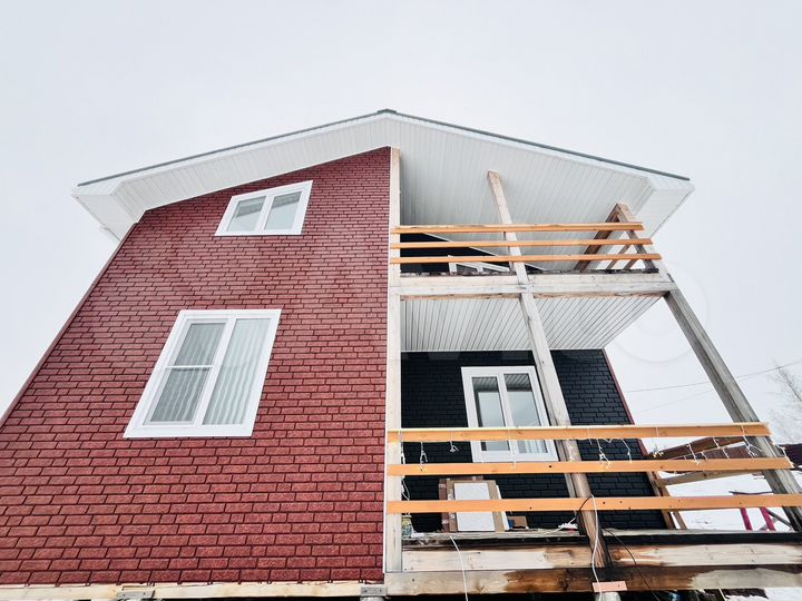 Коттедж 116 м² на участке 10 сот.