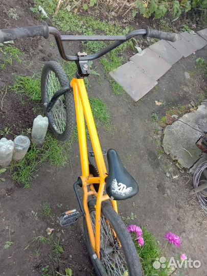 Продаётся трюковой велосипед BMX