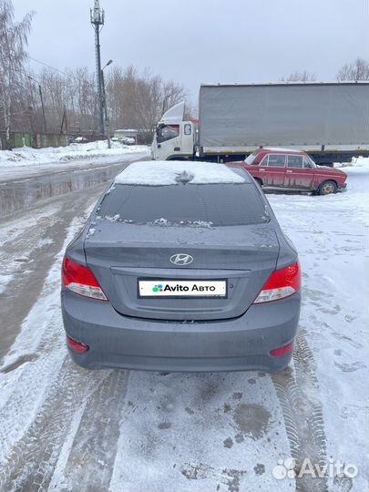 Hyundai Solaris 1.4 AT, 2012, 255 000 км