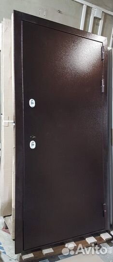 Дверь входная в дом с шумоизоляцией