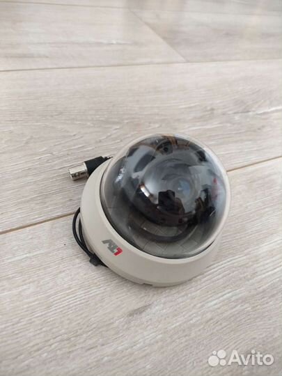 Камера видеонаблюдения купольная