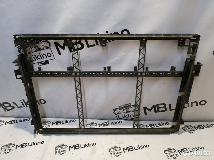 Рамка радиатора кондиционера Mercedes S-Class W221