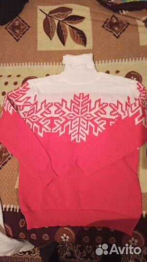 Свитер новогодний