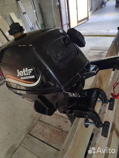 Лодочный мотор