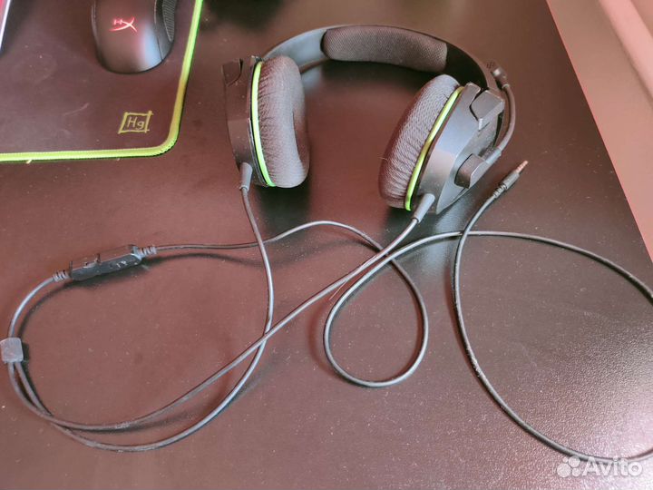 Игровые наушники hyper x