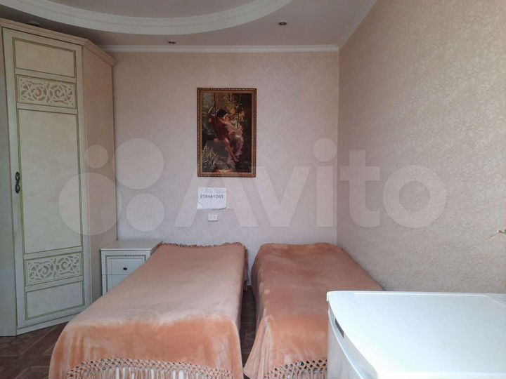 Комната 30 м² в 2-к., 1/3 эт.