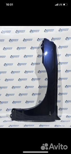 Крылья 2110-2112 Крашенные Перед Новые