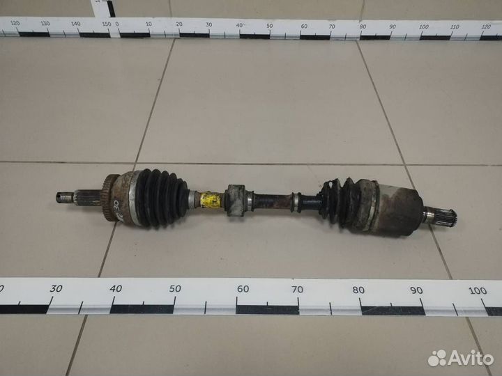 Привод левый передний Kia Sorento