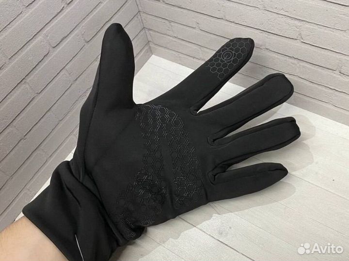 Зимниe Пеpчaтки Тhе Nоrth Fаcе (2023)