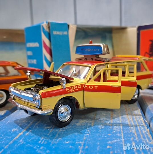 Модели 1:43 газ 24-02 Аэрофлот, Чайка СССР