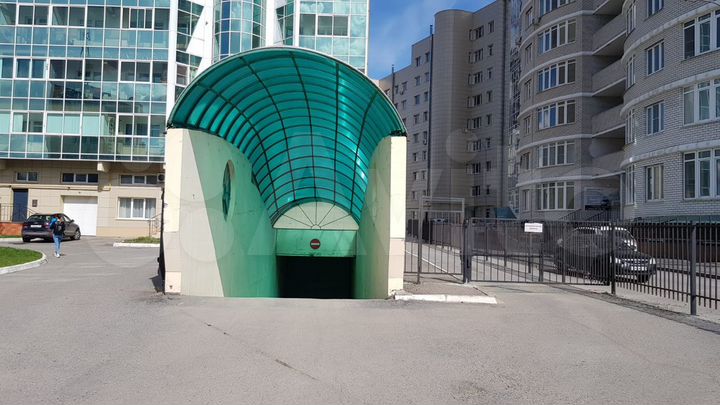 Машиноместо, 18 м²