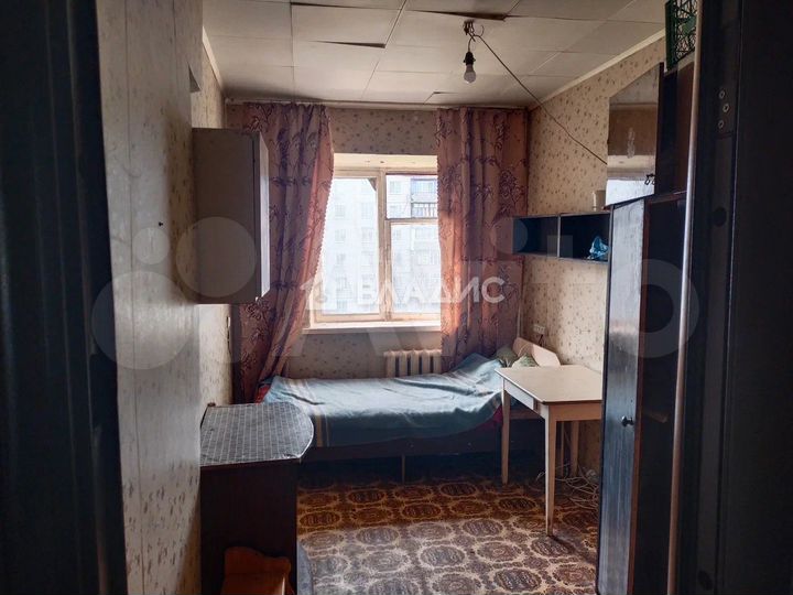 Комната 10 м² в > 9-к., 5/5 эт.