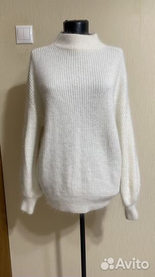 Свитер из 100% ангоры новый