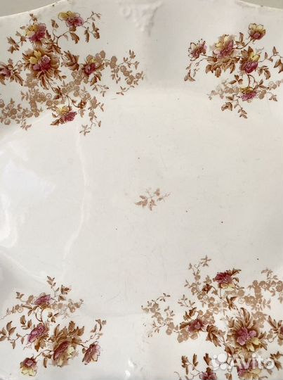 Антикварное блюдо и террин