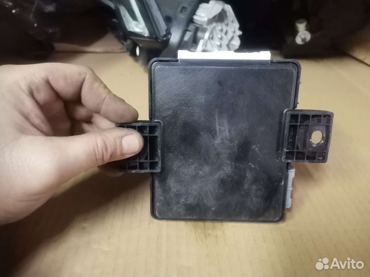 Блок крышки багажника Kia Sportage 4 QL