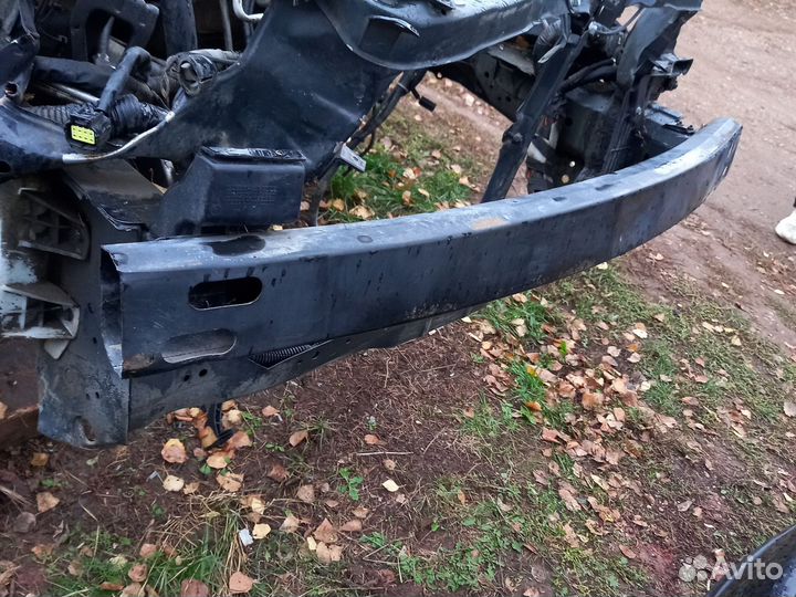 Усилитель переднего бампера almera classic