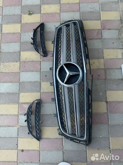 Решетка радиатора mersedes w218