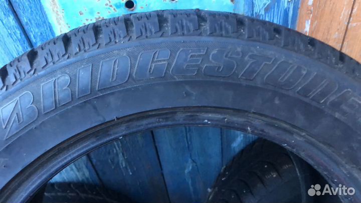 Bridgestone Ice Cruiser 7000 205/55 R16