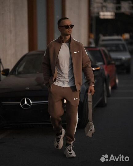 Спортивный костюм мужской