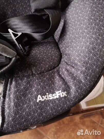 Детское автокресло поворотное maxi cosi axissfix