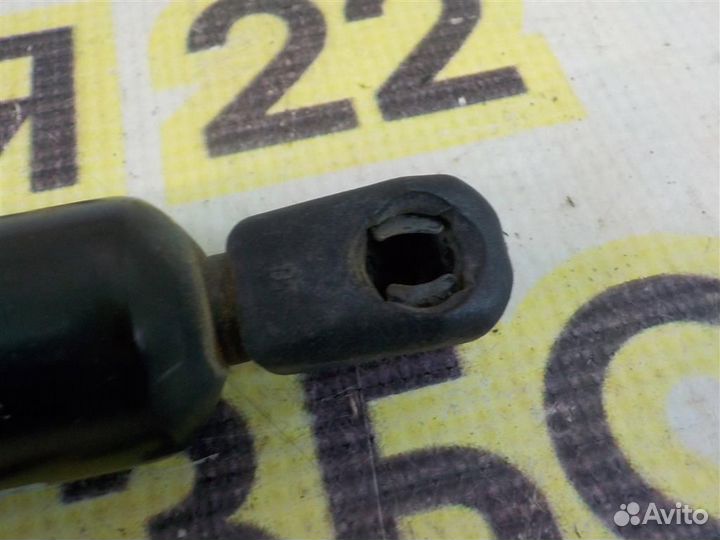 Амортизатор двери багажника Volkswagen Sharan I