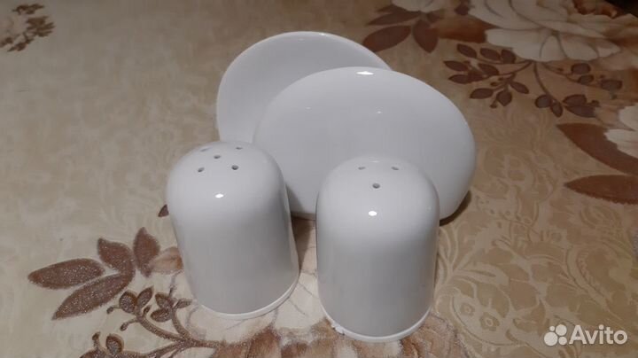 Столовый набор для специй новый