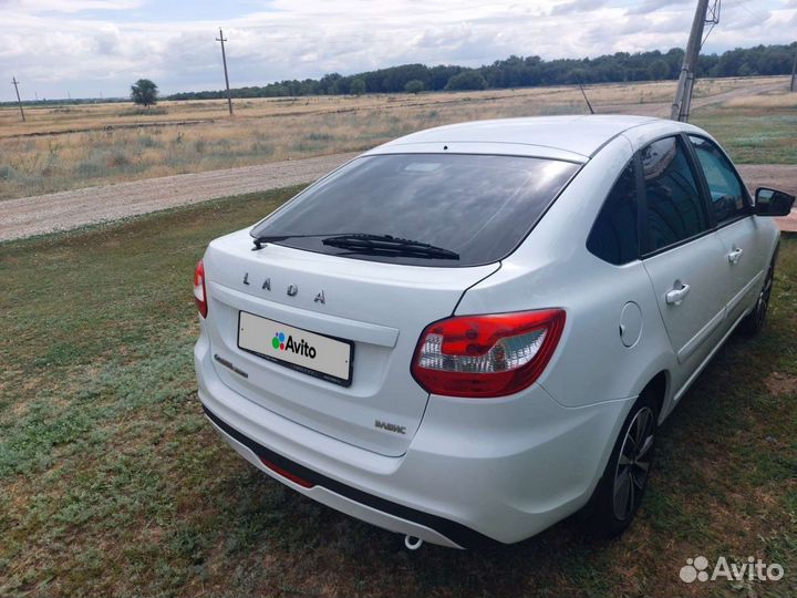 LADA Granta 1.6 МТ, 2020, 50 000 км