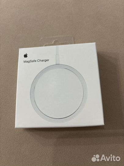 Зарядное устройство на iPhone 20w